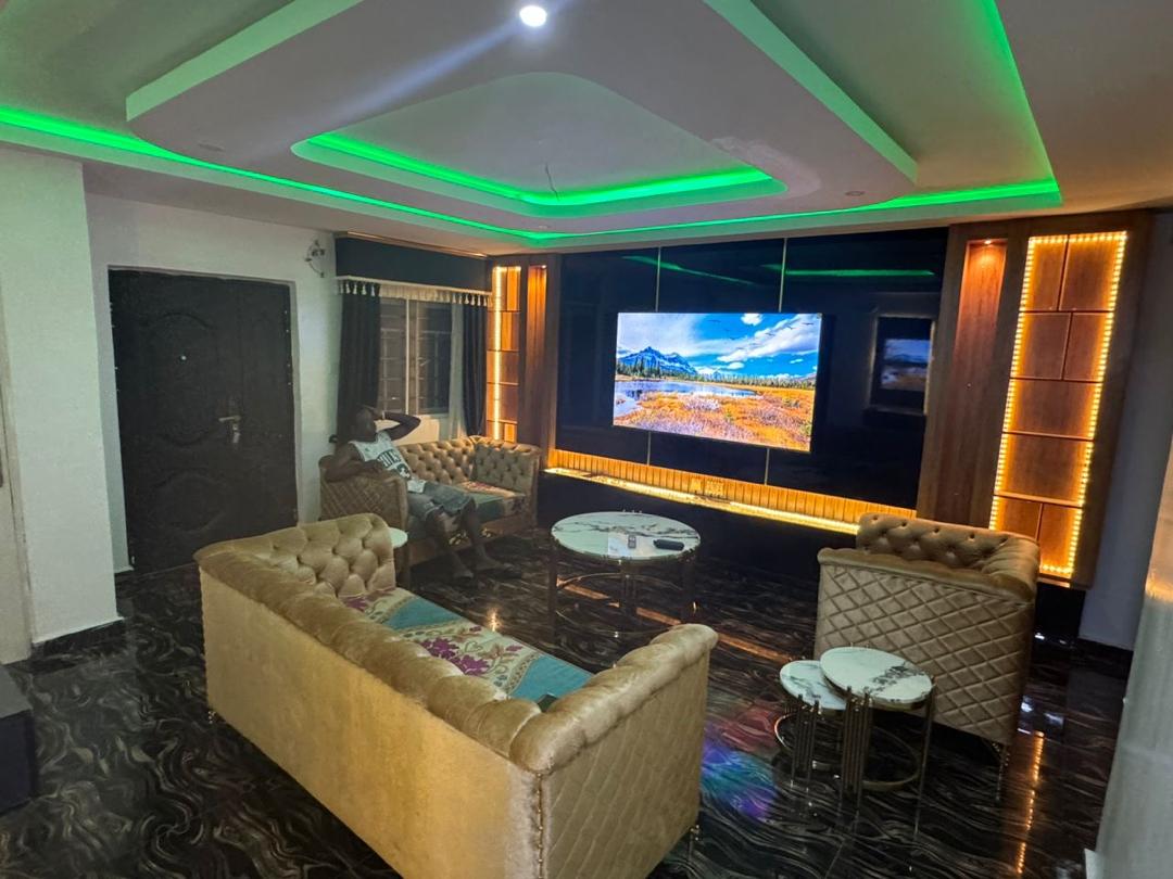 Premium furniture 5